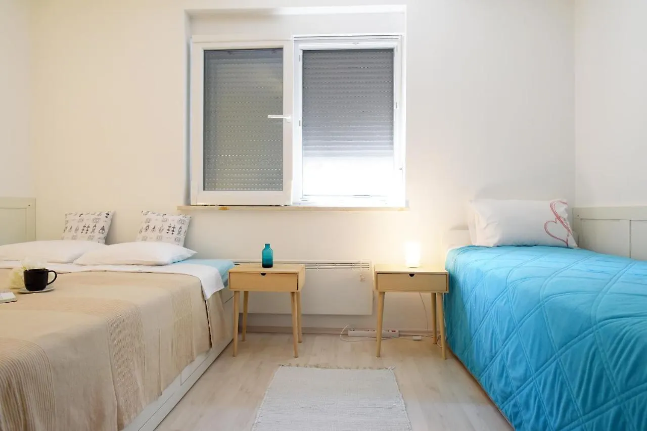 Apartman Vesna Pula 0*,  Croatia